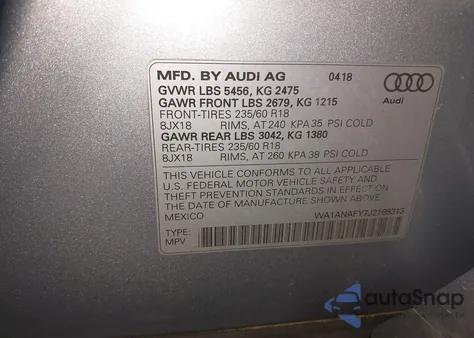 2018 Audi Q5 2.0T Premium/2.0T Tech Premium z USA, uszkodzony, nr VIN WA1ANAFY7J2169313